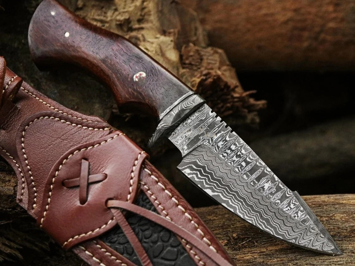 Damascus Steel Bowie Knife